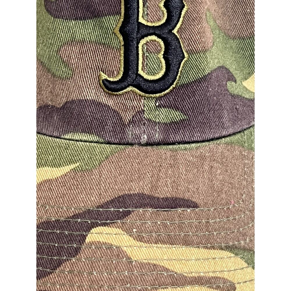 Boston Red Sox Embroidered Fitted Hat The Franchise Genuine MLB Camo Camouflage - Picture 2 of 9